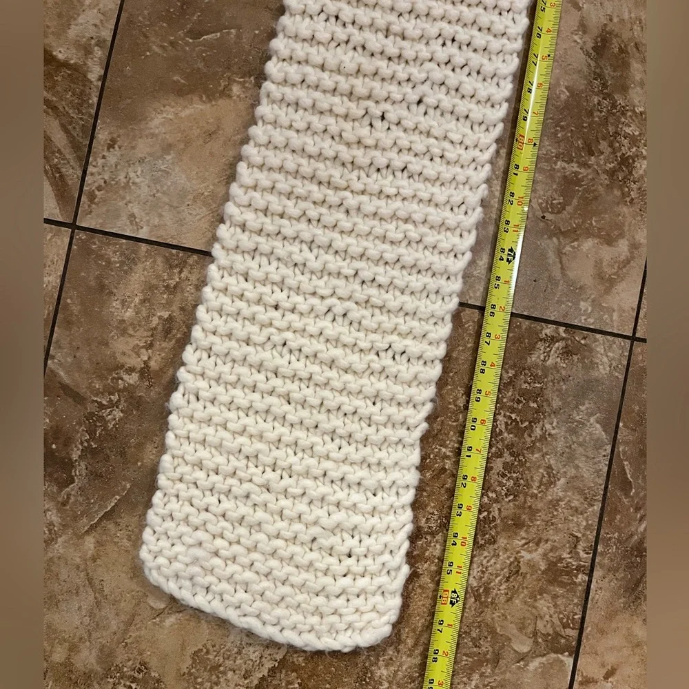 ROOTS Oversized Chunky Knit Scarf | Cozy Winter Essential Cream Neutral - Picture 10 of 11